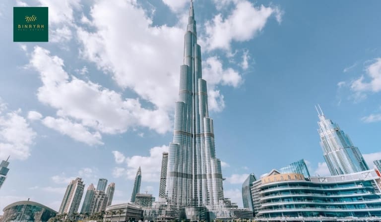 Get A Luxury Apartment In World Famous Building Burj Khalifa Dubai